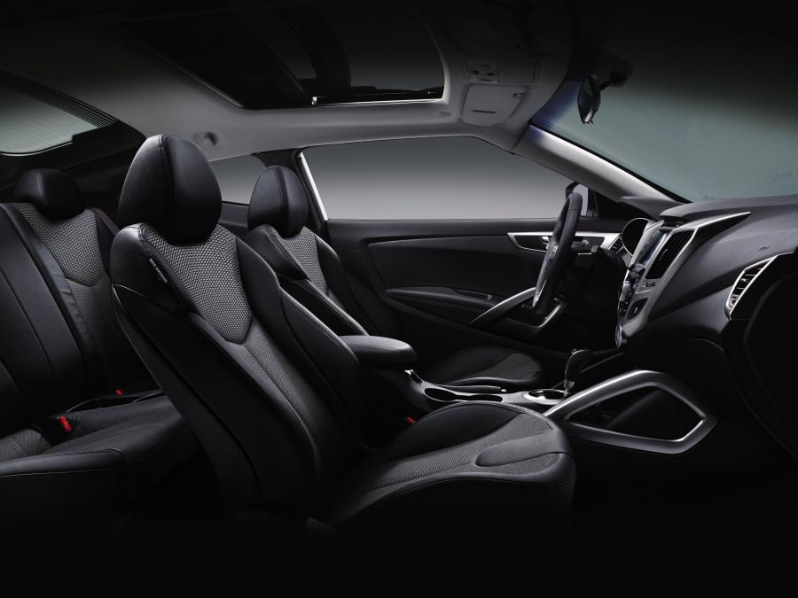  Hyundai Veloster 2011 года  (фото 147 из 184)